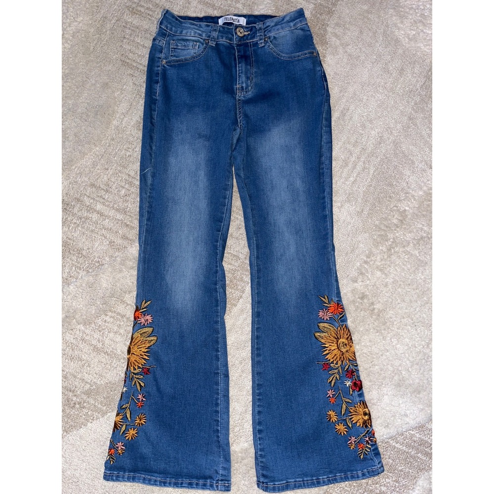 Telepatia Womens Embroidered Sunflower Flare Jeans Medium Wash Blue Size 5/27